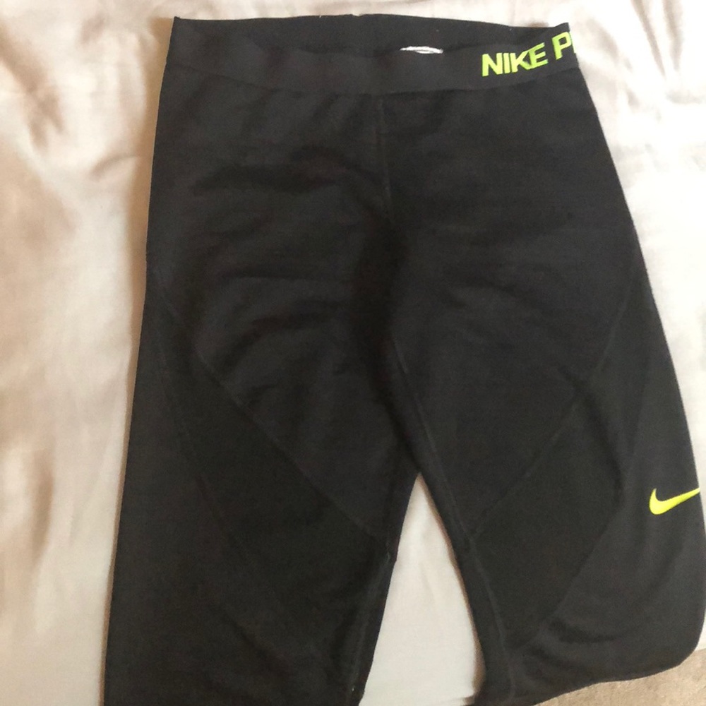 Nike pro leggings